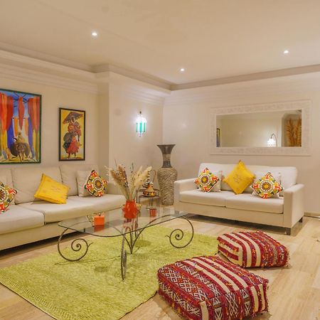 Appartement Luxueux 138 M2 Avec Piscine à Marrakesh Extérieur photo